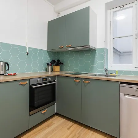 Chic & Centra 2 Bedrooms In The Heart Of Le Marais