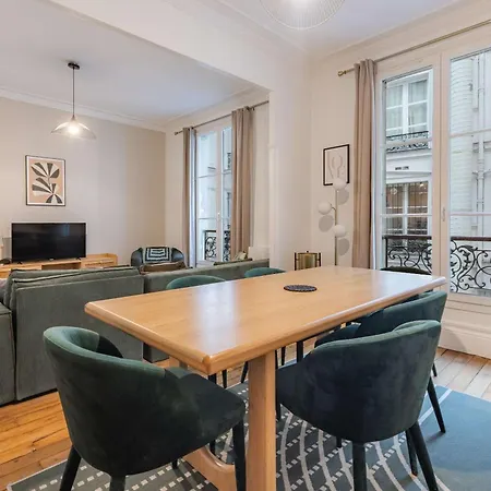 Apartment Chic & Centra 2 Bedrooms In The Heart Of Le Marais