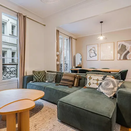 Chic & Centra 2 Bedrooms In The Heart Of Le Marais
